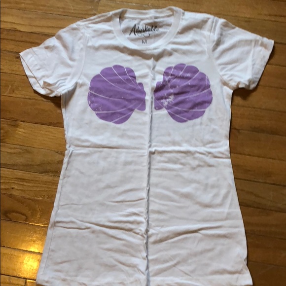 Tops - NWOT Mermaid shirt